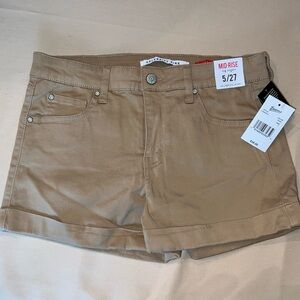 NWT Celebrity Pink Mid Rise The Honey Shorts Juniors